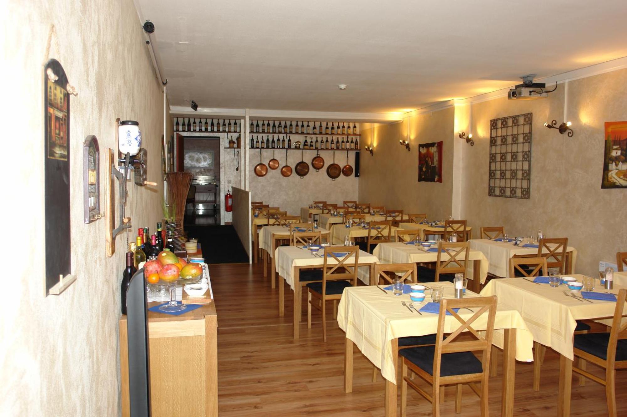 Hotel Bahnhof Haus Chiasso Luaran gambar