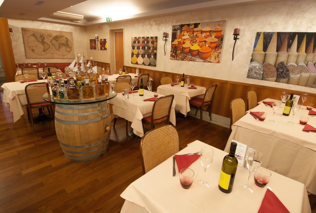 Hotel Bahnhof Haus Chiasso Luaran gambar