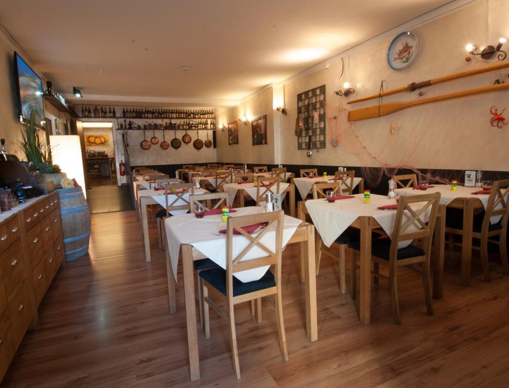 Hotel Bahnhof Haus Chiasso Luaran gambar